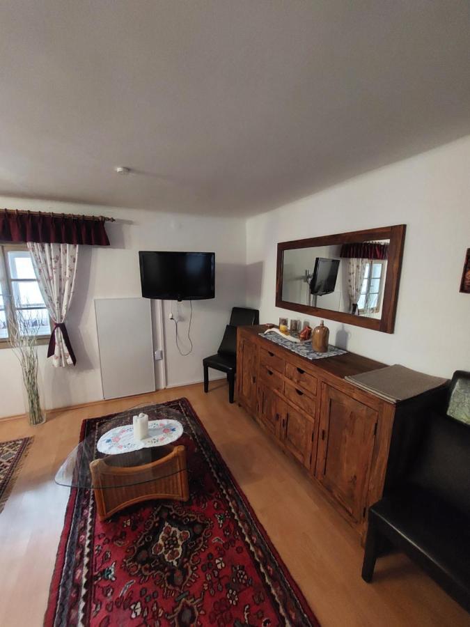 Reginas Ferienhaeuschen Holiday home Krieglach
