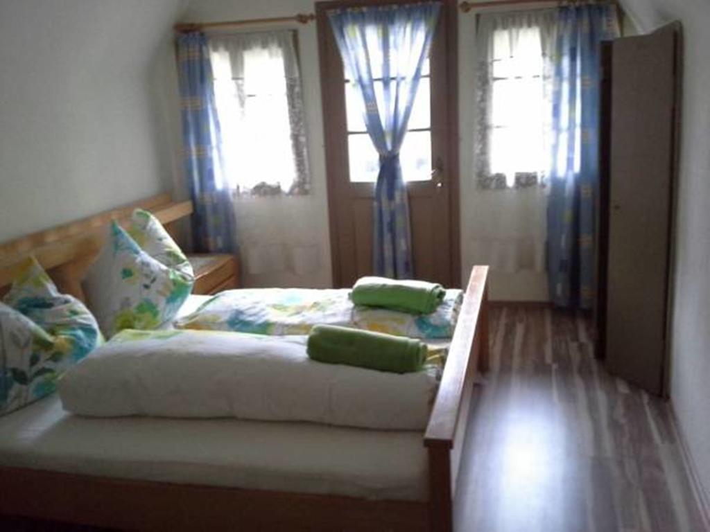 Holiday home Reginas Ferienhaeuschen Krieglach